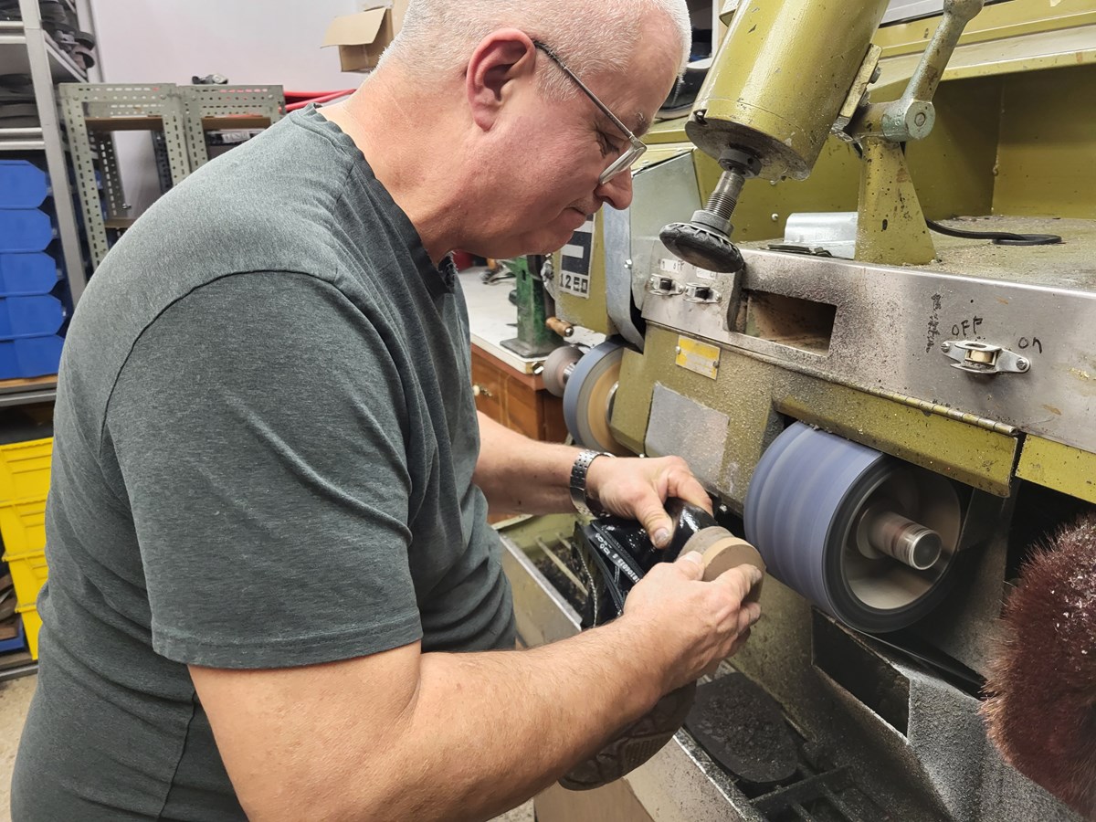 La réparation des chaussures et textiles peut-être bientôt moins chère dans  la Nièvre - Nevers (58000)