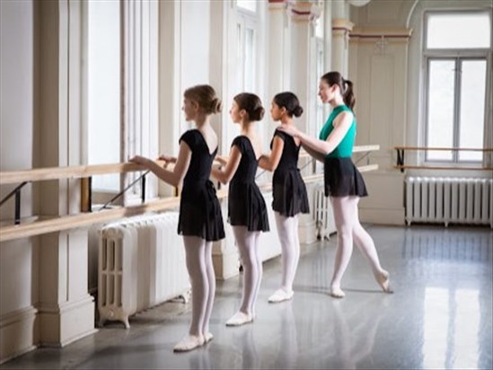 Maximiser le potentiel de trois écoles de danse de la région  