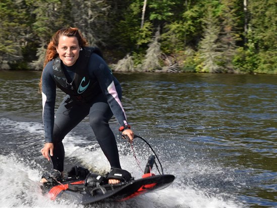 Une offre de surf… sur le lac Kénogami  